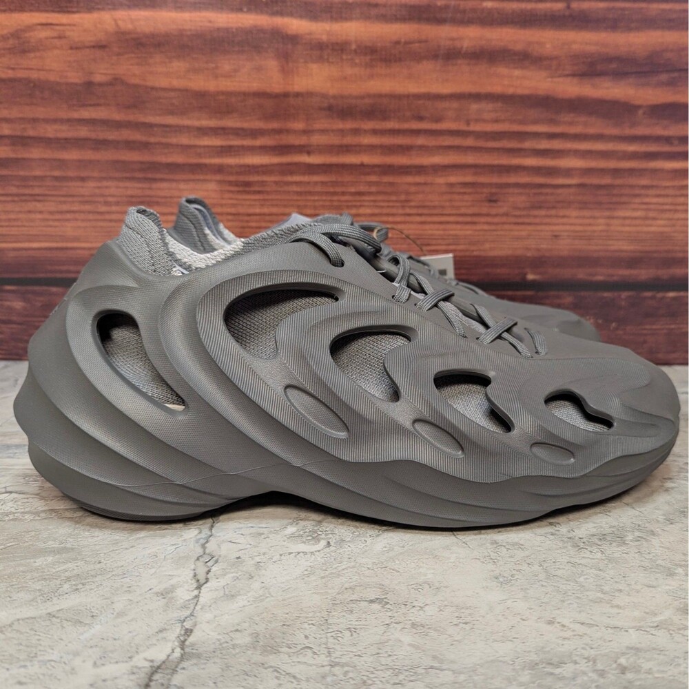 Adidas Originals adiFOM Q Men's 9.5 Grey Four Grey Three Lifestyle Shoes HP6585